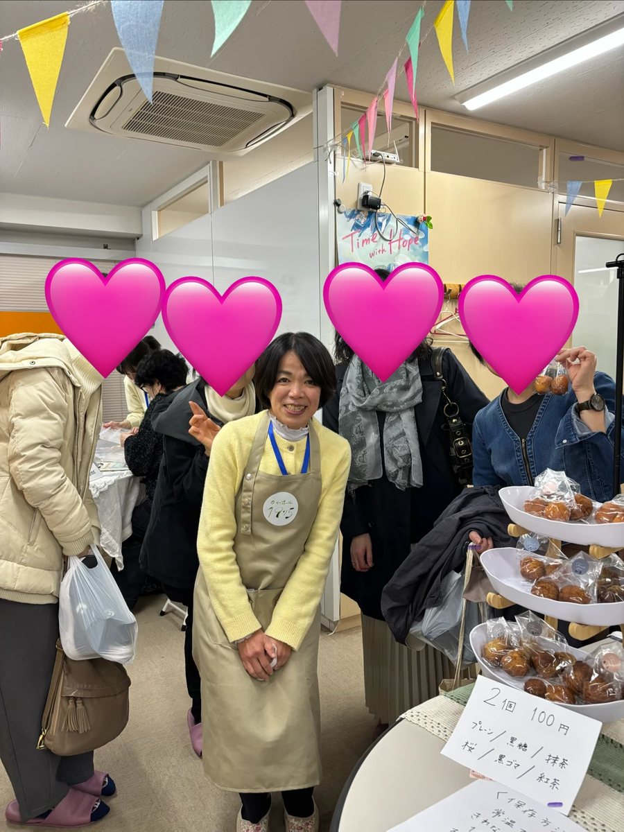室内イベントでサーターアンダギーを販売